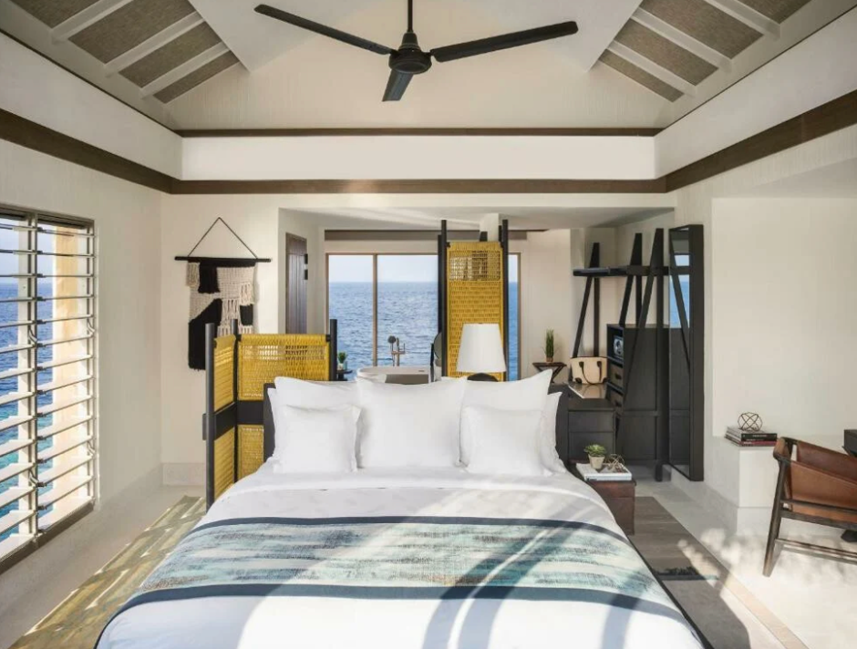 ONE BEDROOM LAGOON POOL VILLA